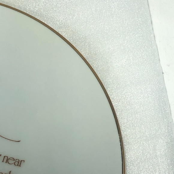 HOLLY HOBBIE 1976 "WHO ELSE BUT A MOTHER" MOTHER'S DAY 8" PLATE WITH GOLD TRIM - Picture 14 of 16